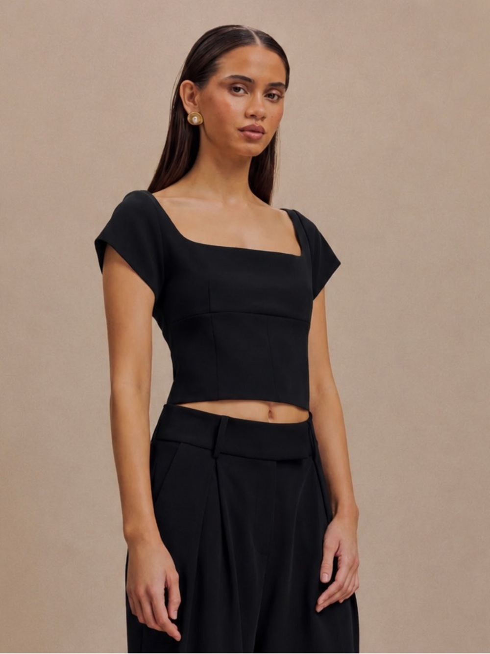 Meshki Women's Ellis Cap Sleeve Longline Suiting Top Black Size Small NWT Chic